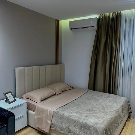 Central Apartments Tirana Appartamento